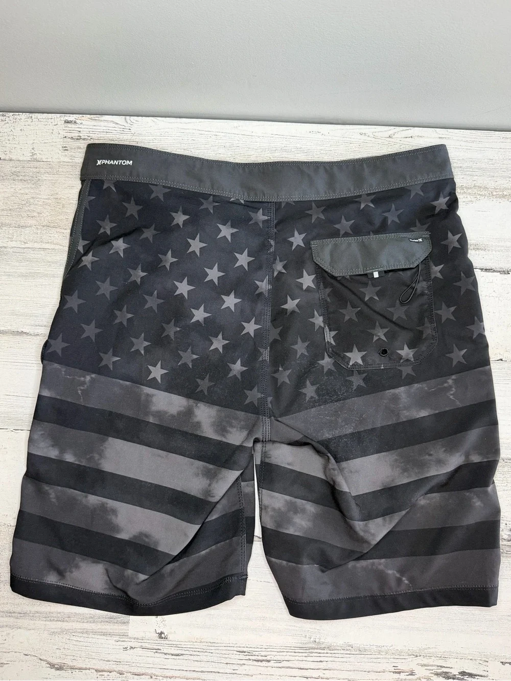 Hurley Phantom Boardshorts Size 30 Black American Flag